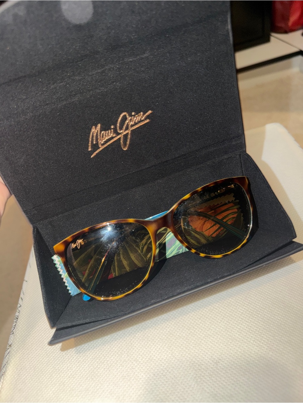 NEW Maui Jim Ocean Cat Eye Tortoise Sunglasses
Brown Polarized Lenses - Picture 6 of 6